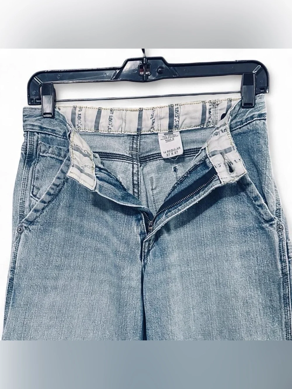 Levi’s Wide Leg Blue Denim Jeans Kids 27 X 27 14 Regular 25” Inseam 29” Waist